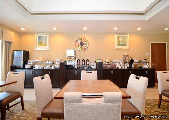 Hampton Campbell Hotel Oak Grove