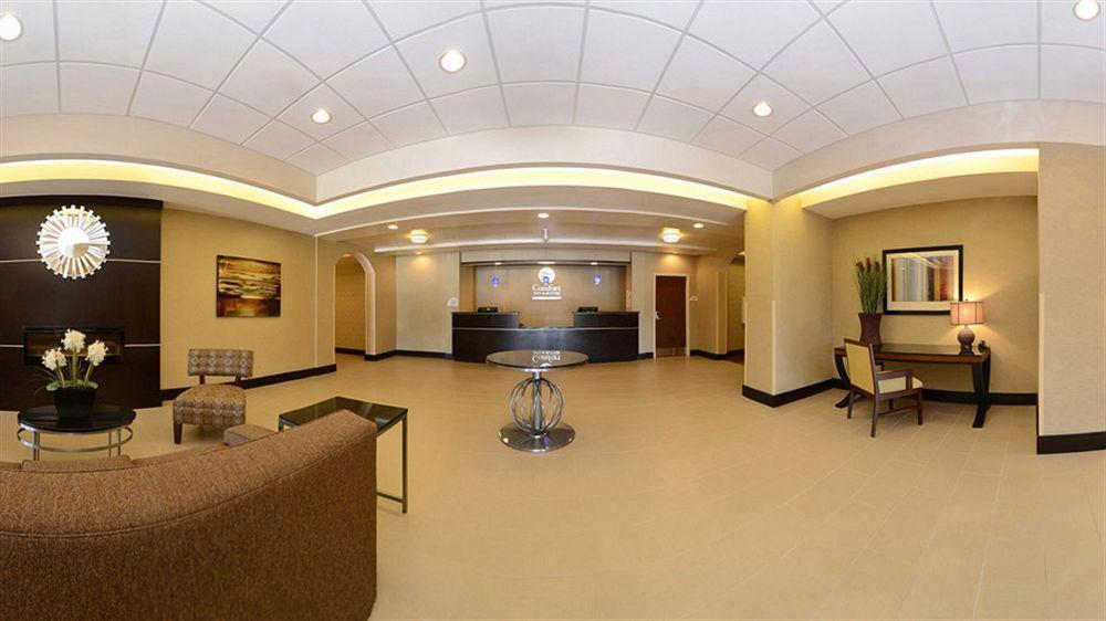 Hampton Campbell Hotel 3*